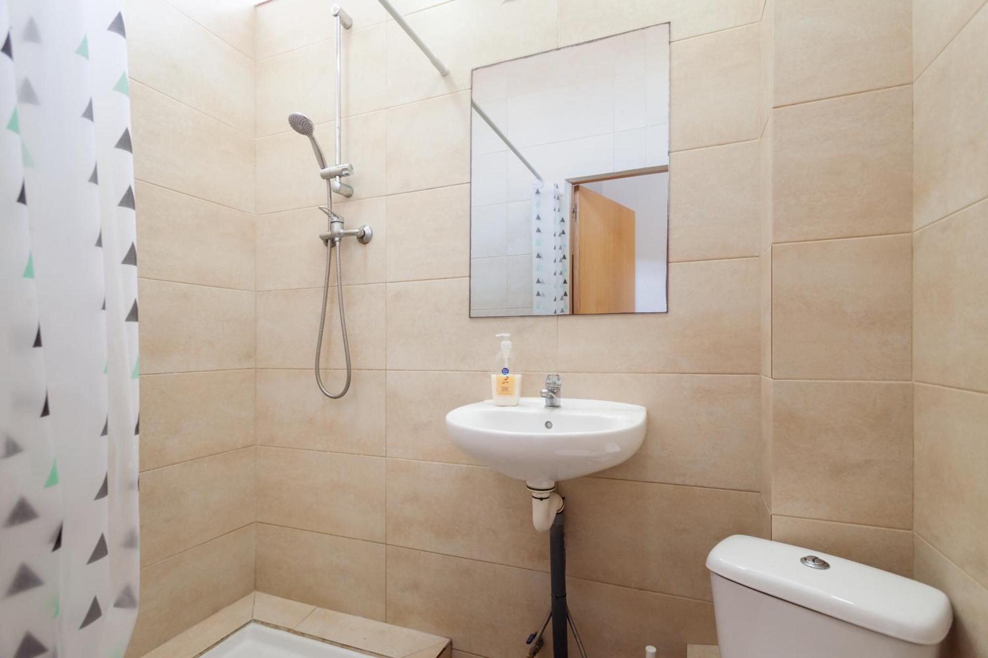 Apl Sants Lofts Bcn Fira Camp Nou Barcelona Exterior foto